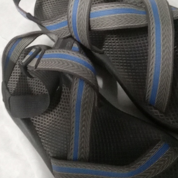 Shoes - Picture 2 of 6